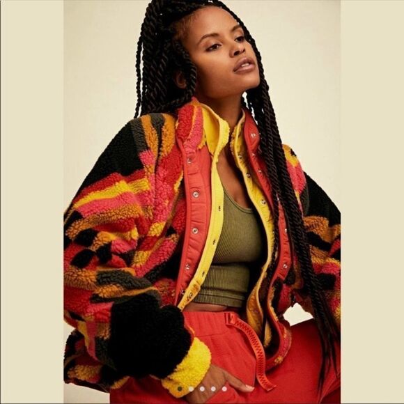 FP Rocky Ridge printed fleece jacket. Small - Picture 3 of 8